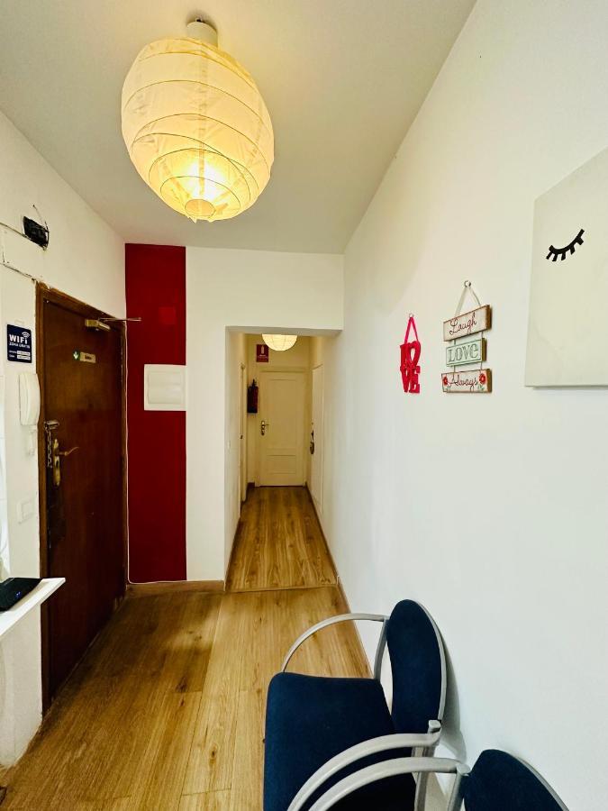Punta Me Rooms Near The Gran Via Madrid Exterior foto
